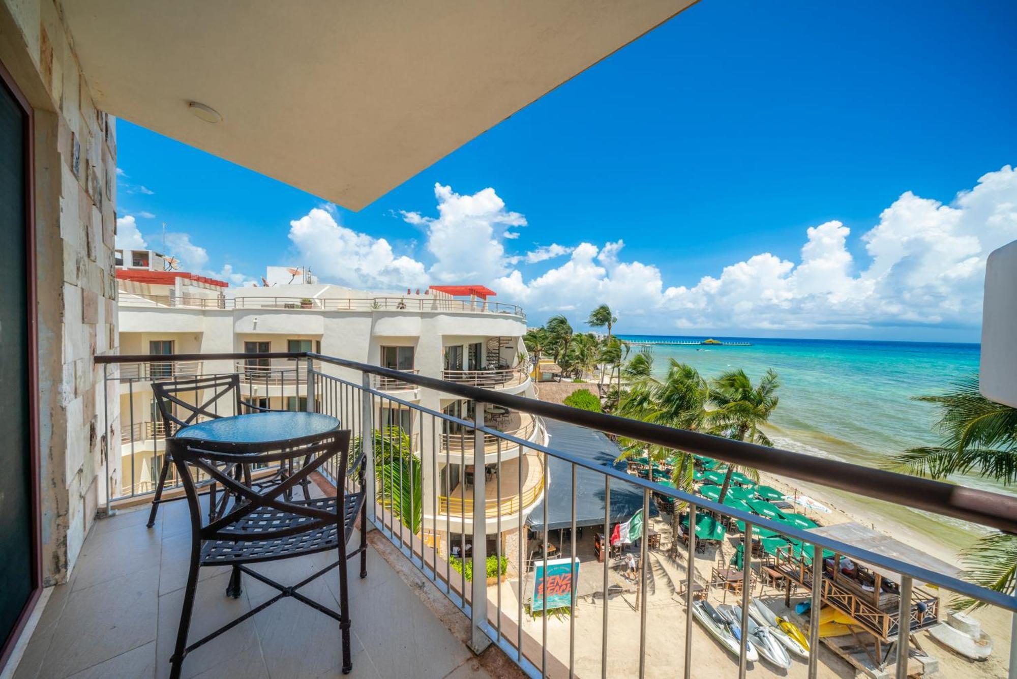 Beachfront 1 Bedroom Condo - El Faro, Surf 407 بلايا ديل كارمن المظهر الخارجي الصورة