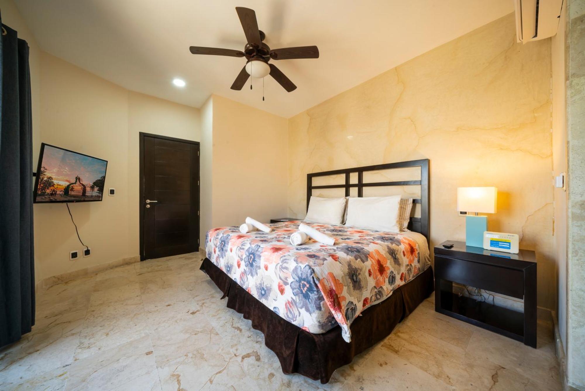 Beachfront 1 Bedroom Condo - El Faro, Surf 407 بلايا ديل كارمن المظهر الخارجي الصورة